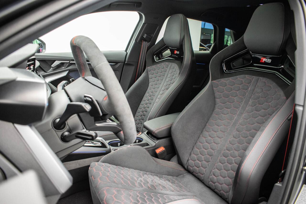 Audi RS3 Sportback 2.5 TFSI quattro |Pano|Kuipstoel|Sonos|HUD|