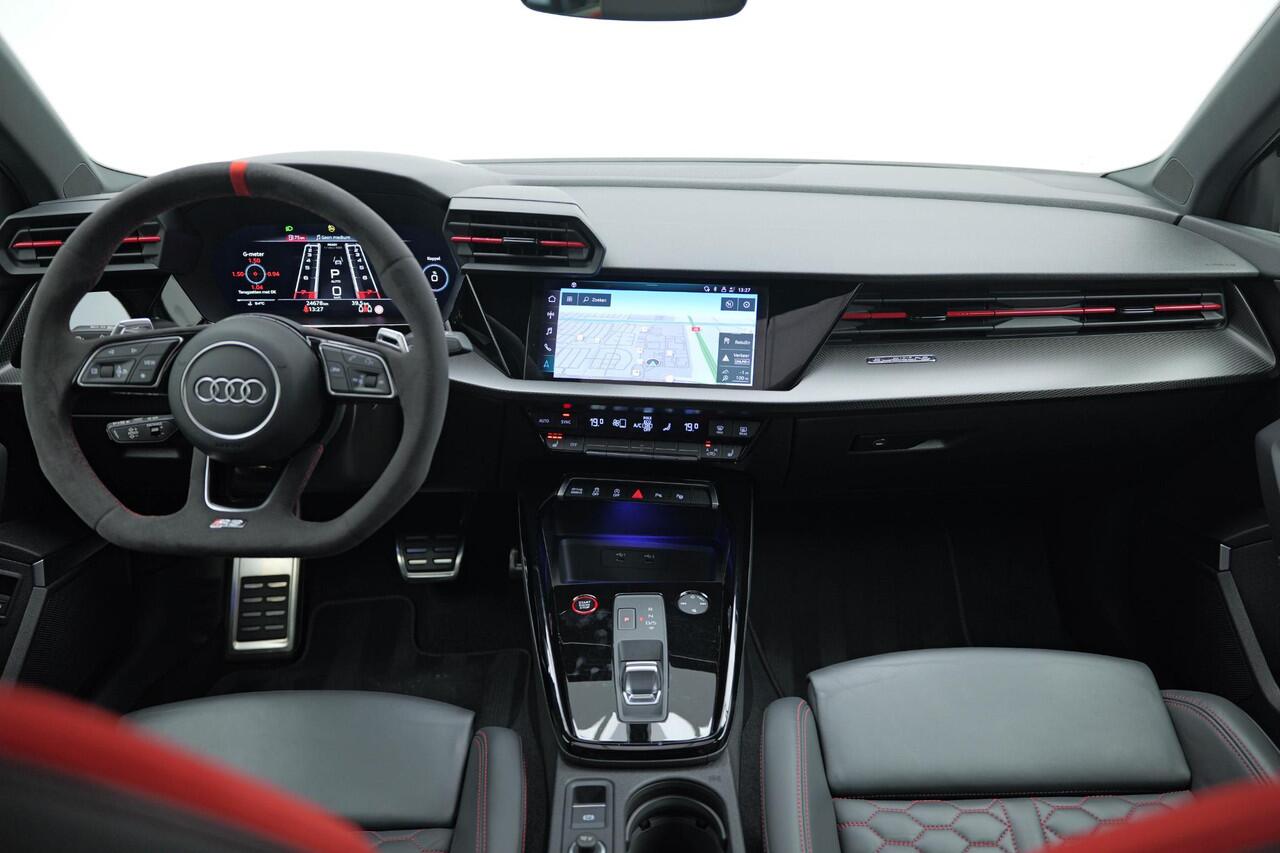 Audi RS3 Sportback 2.5 TFSI quattro |Keramisch|Pano|B&O|Dodehoek|HUD|