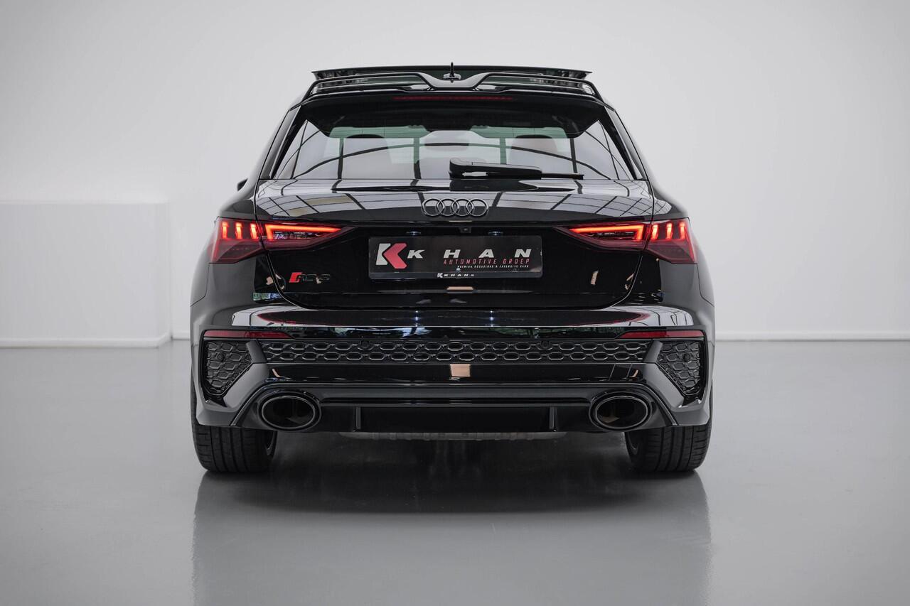 Audi RS3 Sportback 2.5 TFSI quattro |Keramisch|Pano|B&O|Dodehoek|HUD|