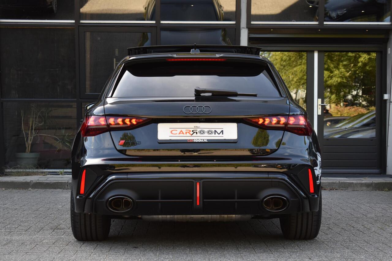 Audi RS3 Sportback 2.5 TFSI RS3 quattro Pano HUD Lane Sonos Camera Kuip RS3 400PK