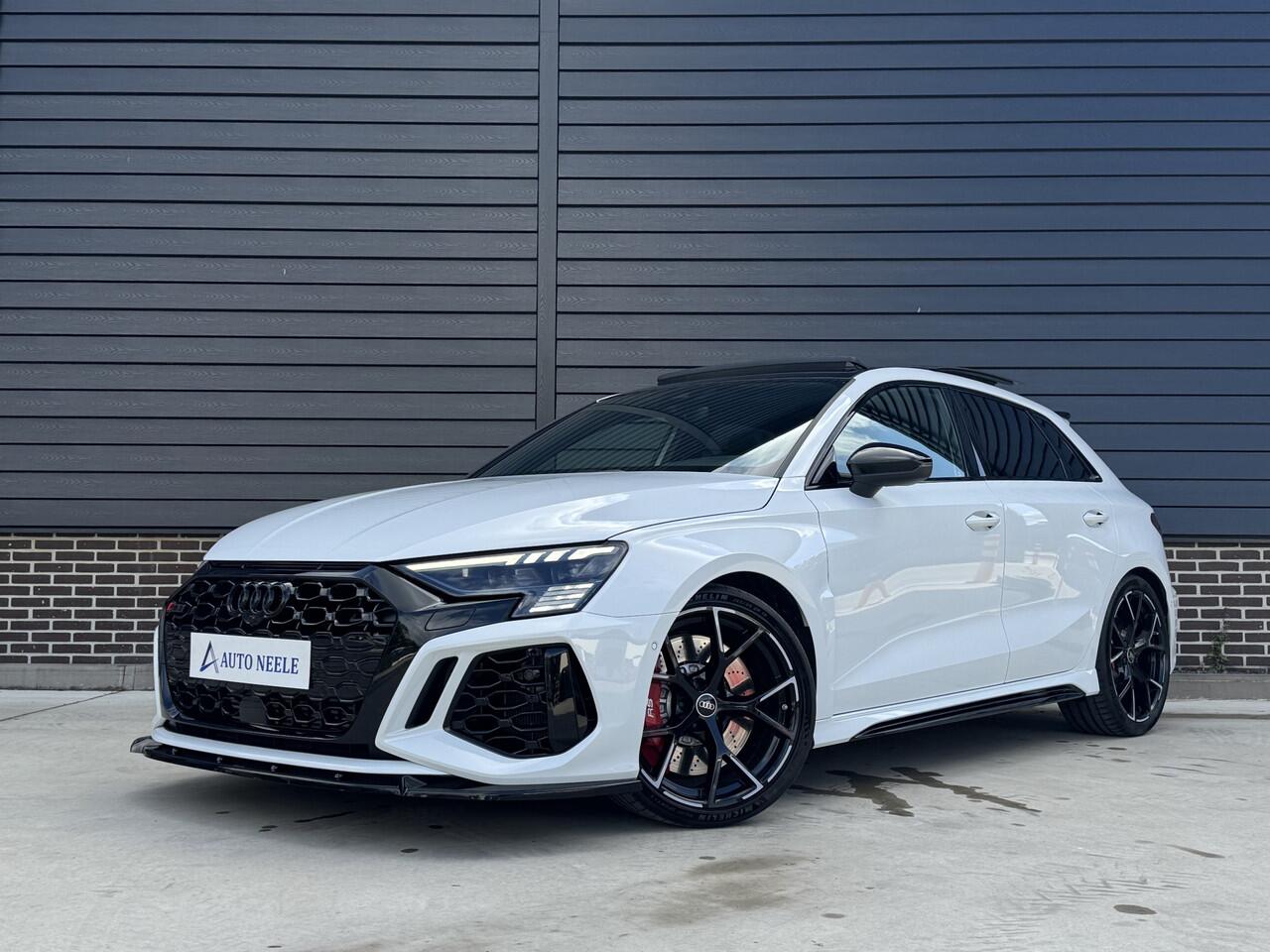 Audi RS3 Sportback 2.5 TFSI Quattro BTW, Panoramadak, Elektr. Stoelen