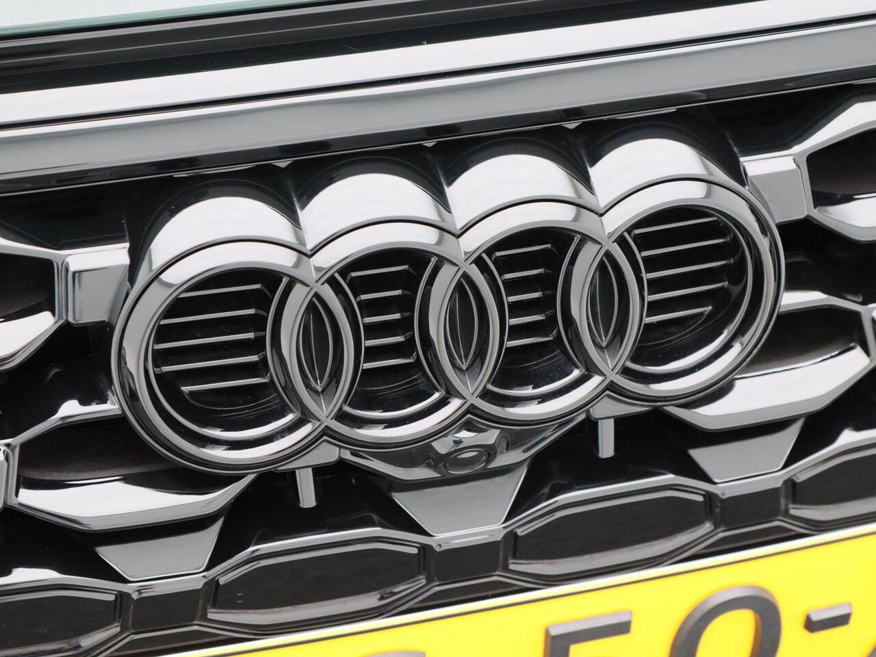 Audi RS3 Limousine 2.5 TFSi quattro 400 Pk 500 Nm | RS Sportuitlaat | Matrix LED | Panoramadak | B&O | RS Stoelen | Origineel Nederlands | 19 Inch | 6.758 KM!!