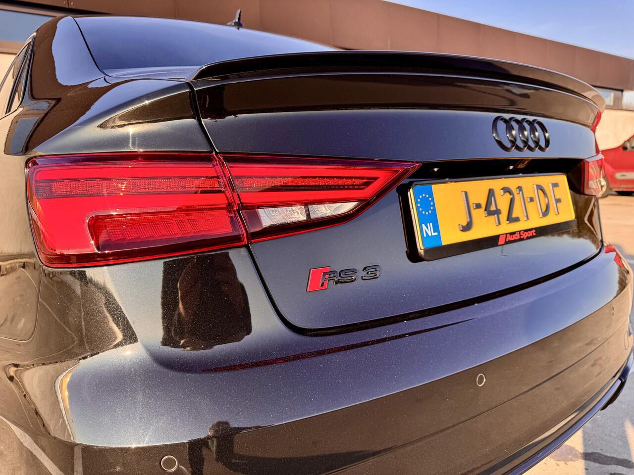 Audi RS3 A3 Limousine 2.5 TFSI quattro | Pano | Navi | veel opties | % Bovag Occasion Partner %