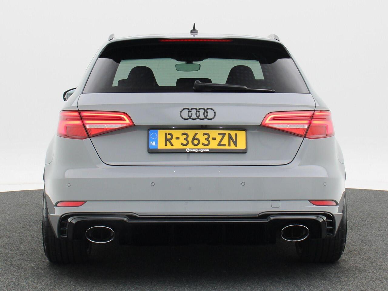 Audi RS3 Sportback 2.5 TFSi 400 Pk quattro | Matrix LED | Trekhaak | Nappa Leder | Digitale Cockpit | Abt 19 inch | Dealer onderhouden