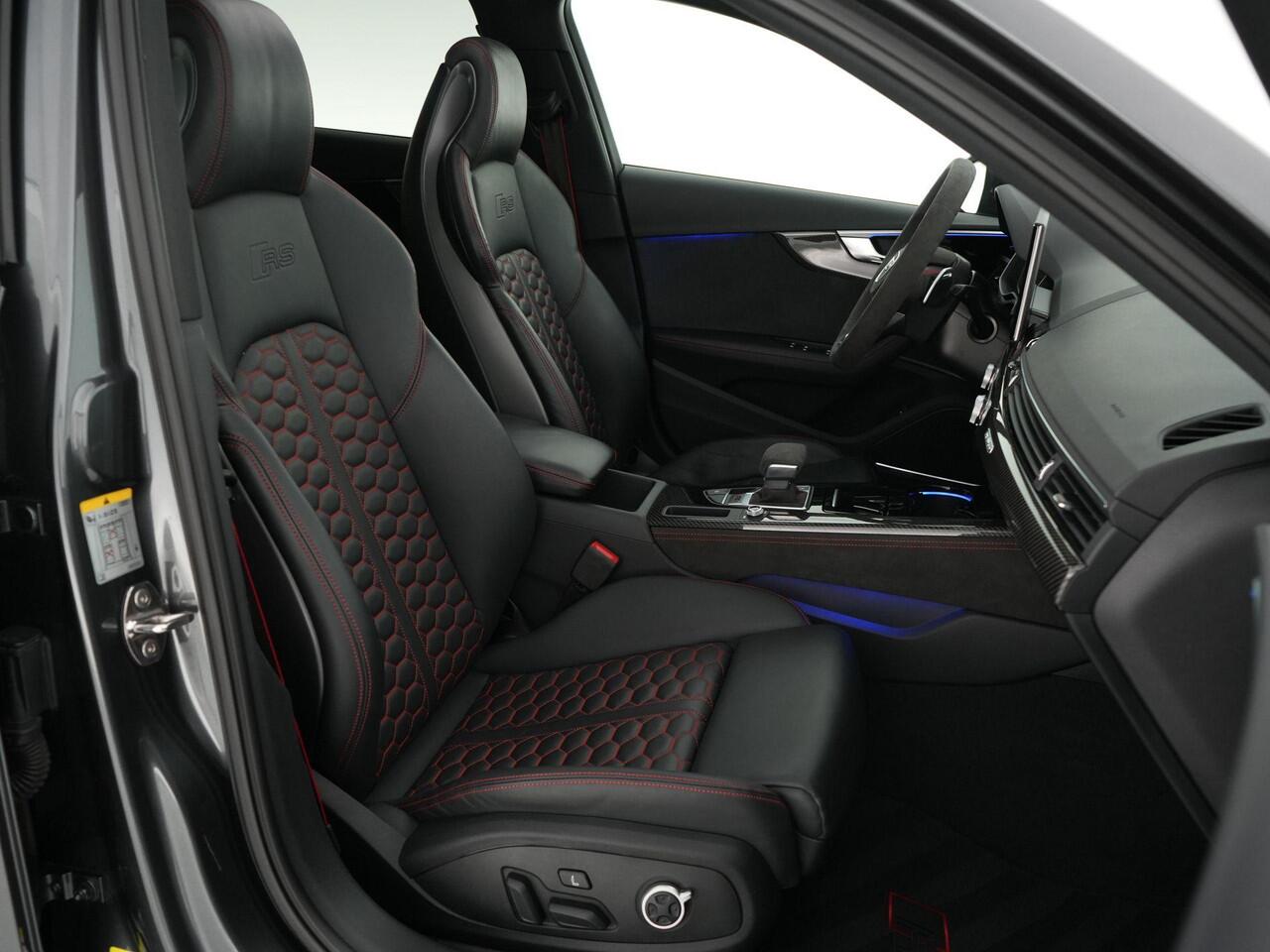 Audi RS4 quattro 2.9 TFSI RS 4 |Org. NL|dealer onderhouden|fabrieksgarantie|trekhaak|Milltek|keramisch|carbon ext.|panoramadak|B&O|memory|massage|Apple Carplay|360 camera|blind spot|