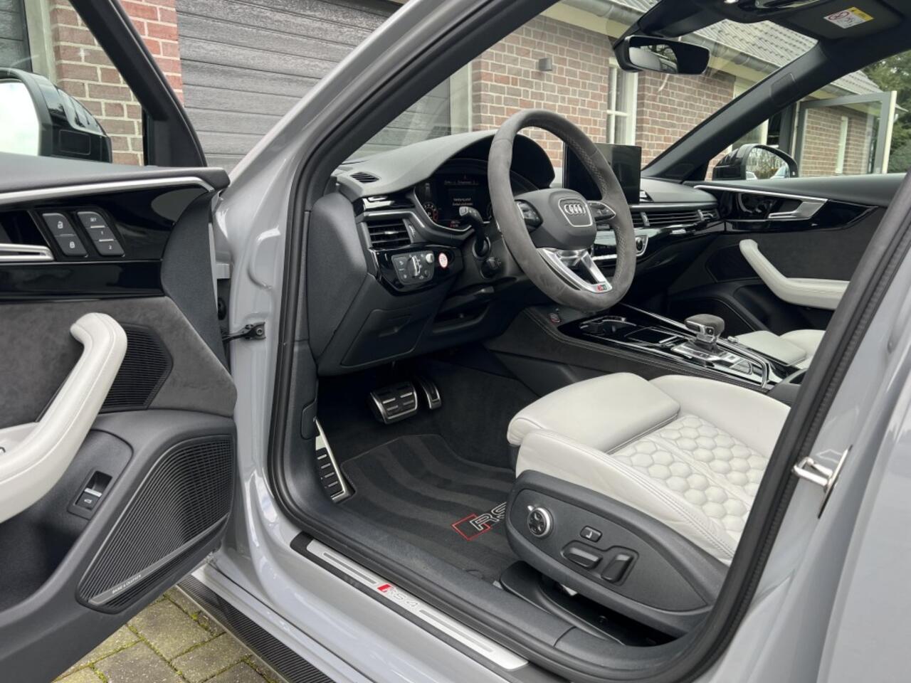 Audi RS4 2.9 TFSI Quattro Competition 450 PK Facelift Keramik Carbon