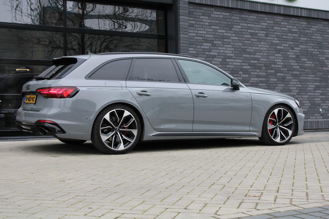 Audi RS4 Avant 2.9 TFSI RS 4 quattro | BTW | KERAMISCH | HUD | MASSAGE | RS-ZETELS | 360 | B&O | PANO |