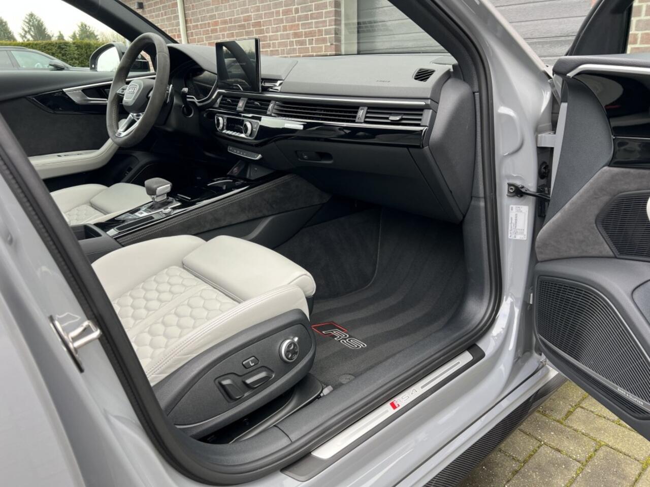 Audi RS4 2.9 TFSI Quattro Competition 450 PK Facelift Keramik Carbon