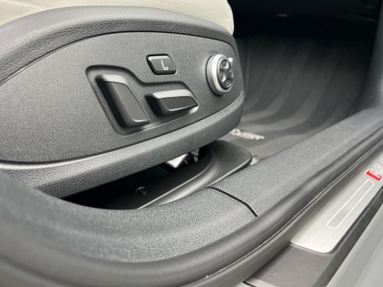 Audi RS4 2.9 TFSI Quattro Competition 450 PK Facelift Keramik Carbon