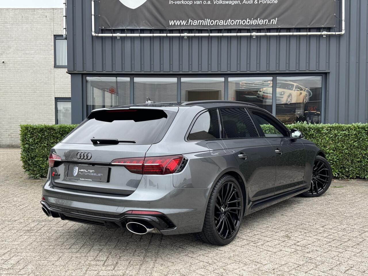Audi RS4 Avant 2.9 TFSI 451pk Quattro Aut. Black optiek Facelift 57dkm !!