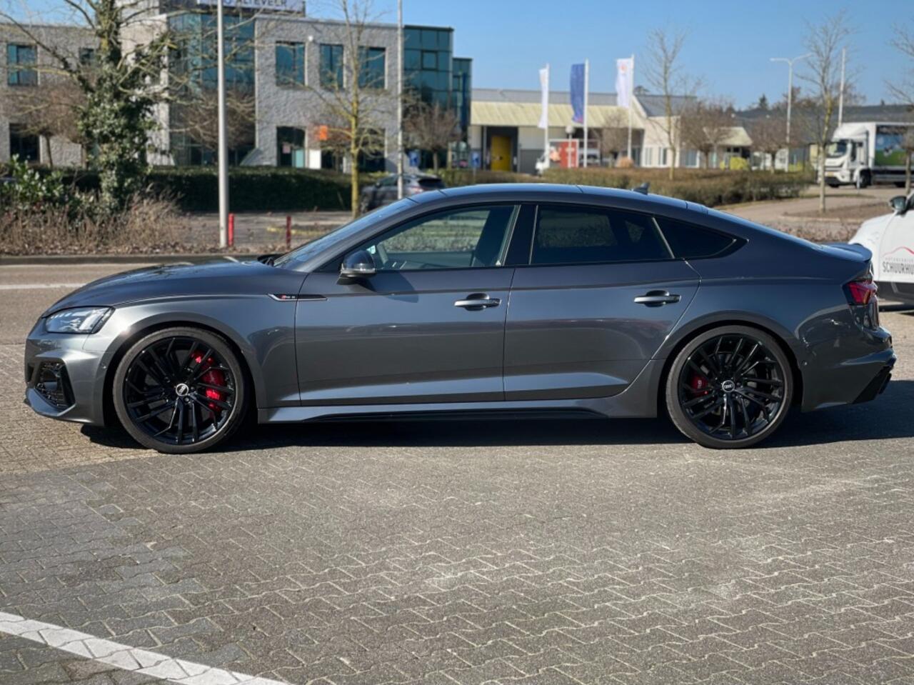 Audi RS5 2.9 TFSI DSG 450PK HUD BenO PANODAK MASSAGESTOELEN CAMERA KERAMIC