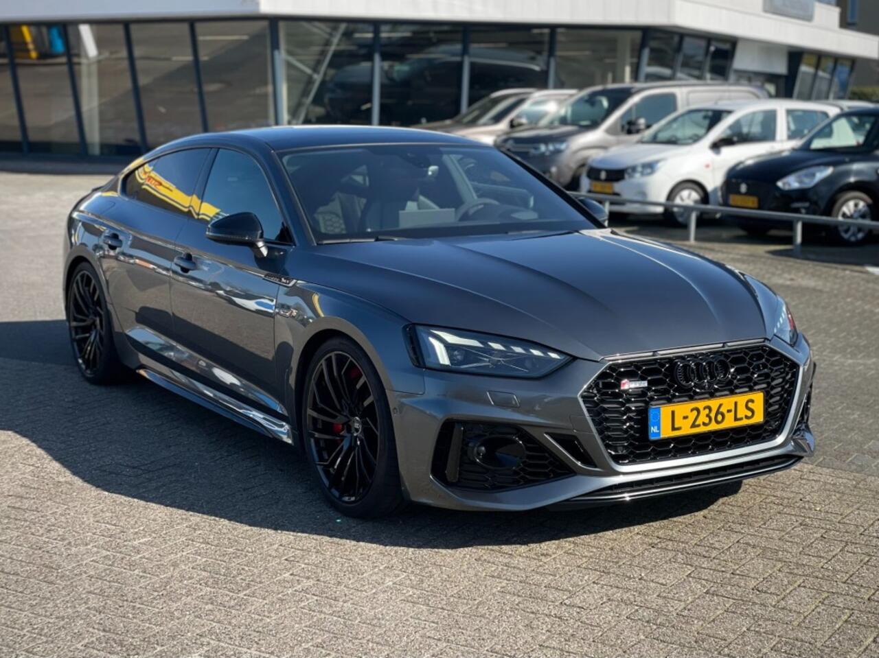 Audi RS5 2.9 TFSI DSG 450PK HUD BenO PANODAK MASSAGESTOELEN CAMERA KERAMIC