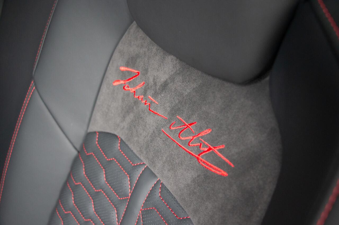 Audi RS6 Avant Johann ABT Signature Edition | 800PK | BTW | B&O+ | Ceramic Brakes | 360 Cam | ACC | Pano | Softclose | Lane & Side Assist | Fabrieksgarantie | Neus PPF | Carbon | Apple & Android Carplay | Dynamic+ | Achterasbesturing | Dynamic Plus Pack |Ambianc