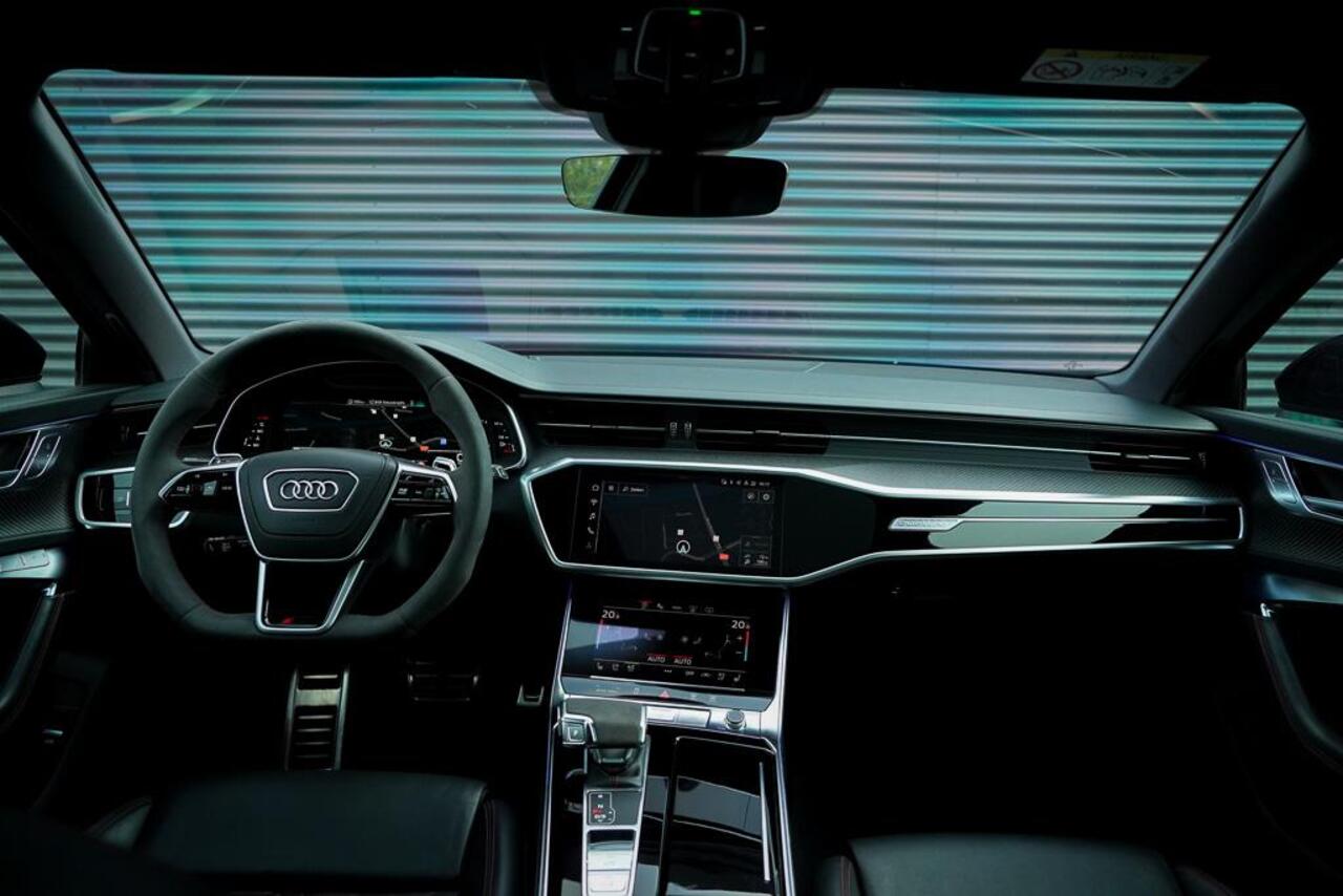 Audi RS6 A6 Avant TFSI quattro / Pano / Dynamic+ / Keramisch / Nachtzicht / Valcona