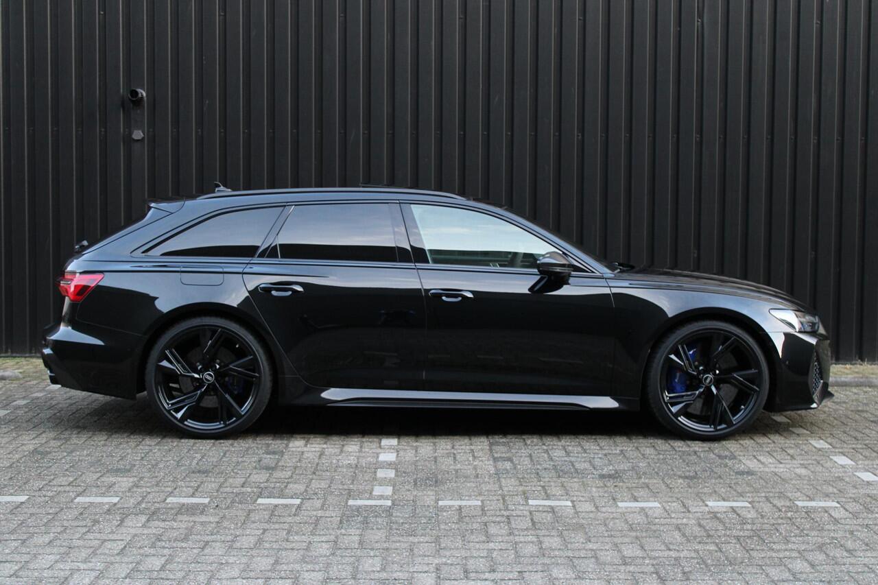 Audi RS6 TFSI quattro Dynamic Plus CARBON CERAMIC NIGHTVISI