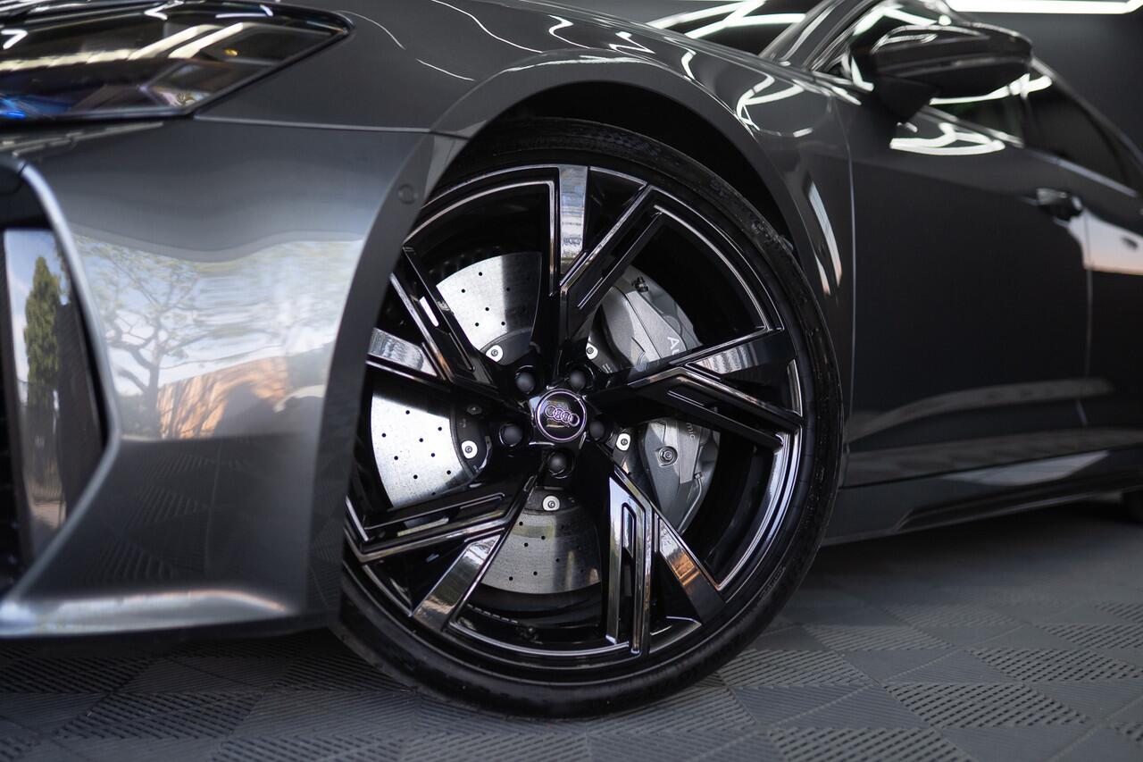 Audi RS6 A6 Avant TFSI quattro / Keramisch / B&O Adv./ Milltek / Pano / Carbon / Softcl. / 360 cam / Alarm Vol optie