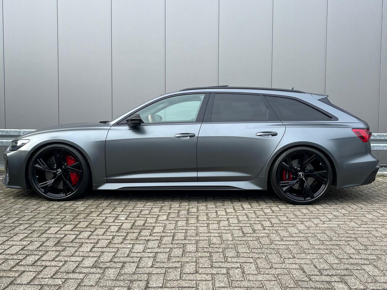 Audi RS6 RS6 TFSI quattro Exclusive Keramische / B&O plus / Luchtvering