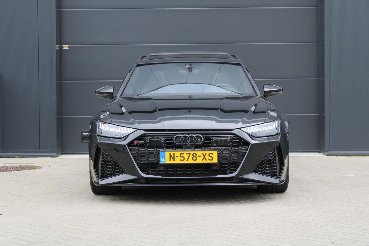 Audi RS6 Avant RS 6 TFSI quattro | DYNAMIC PLUS | KERAMISCH | HUD | 4WS | CARBON | NIGHT VISION | B&O | STUURVERW |