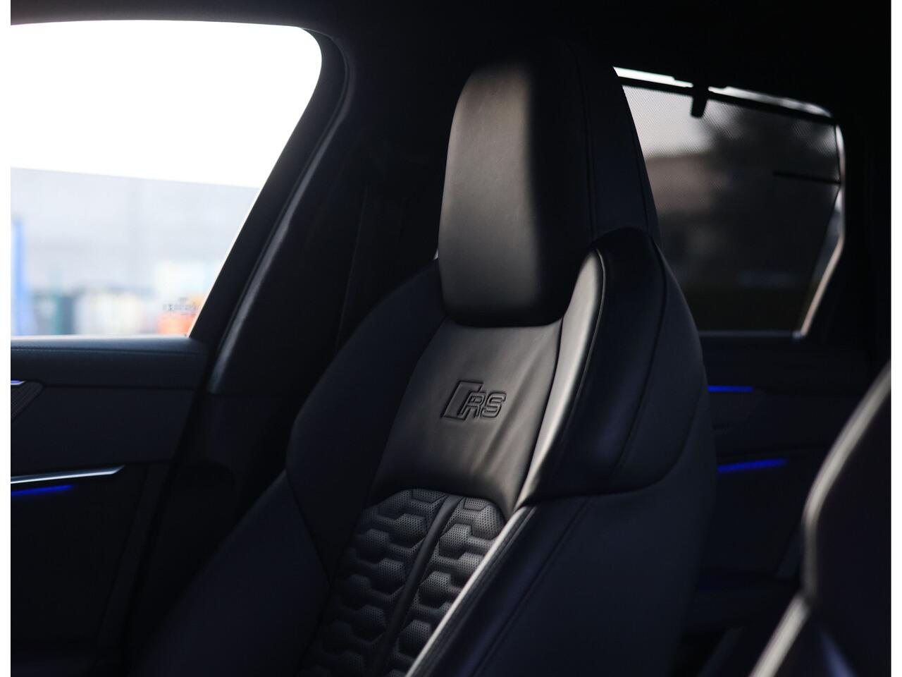 Audi RS6 Avant 4.0 TFSI Quattro | Exclusive - Dynamic Plus!