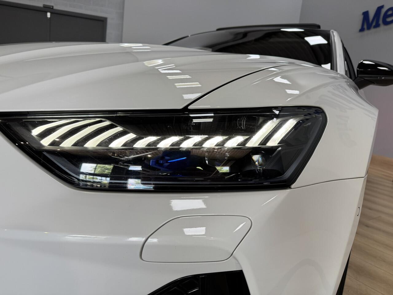 Audi RS6 Avant TFSI quattro Dynamic Plus Keramisch | 4WS | Softclose | Panorama | Laser | B&O | Stoel Ventilatie | Memory | Head UP | Design Pakket Rood