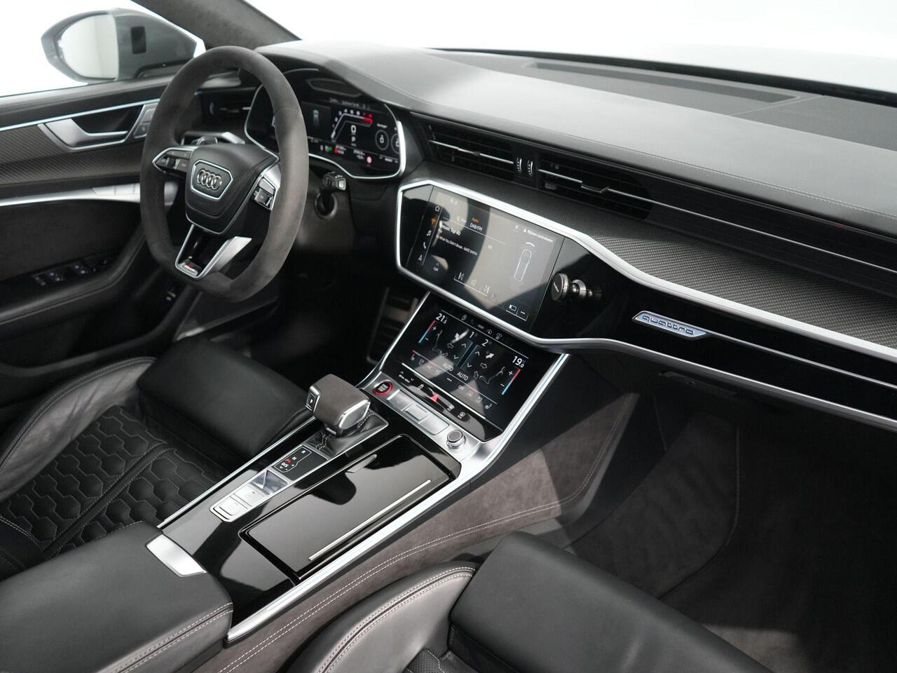 Audi RS6 A6 Avant TFSI quattro | Keramisch | B&O 3D | Dynamic plus | 305 km/h | 4WS