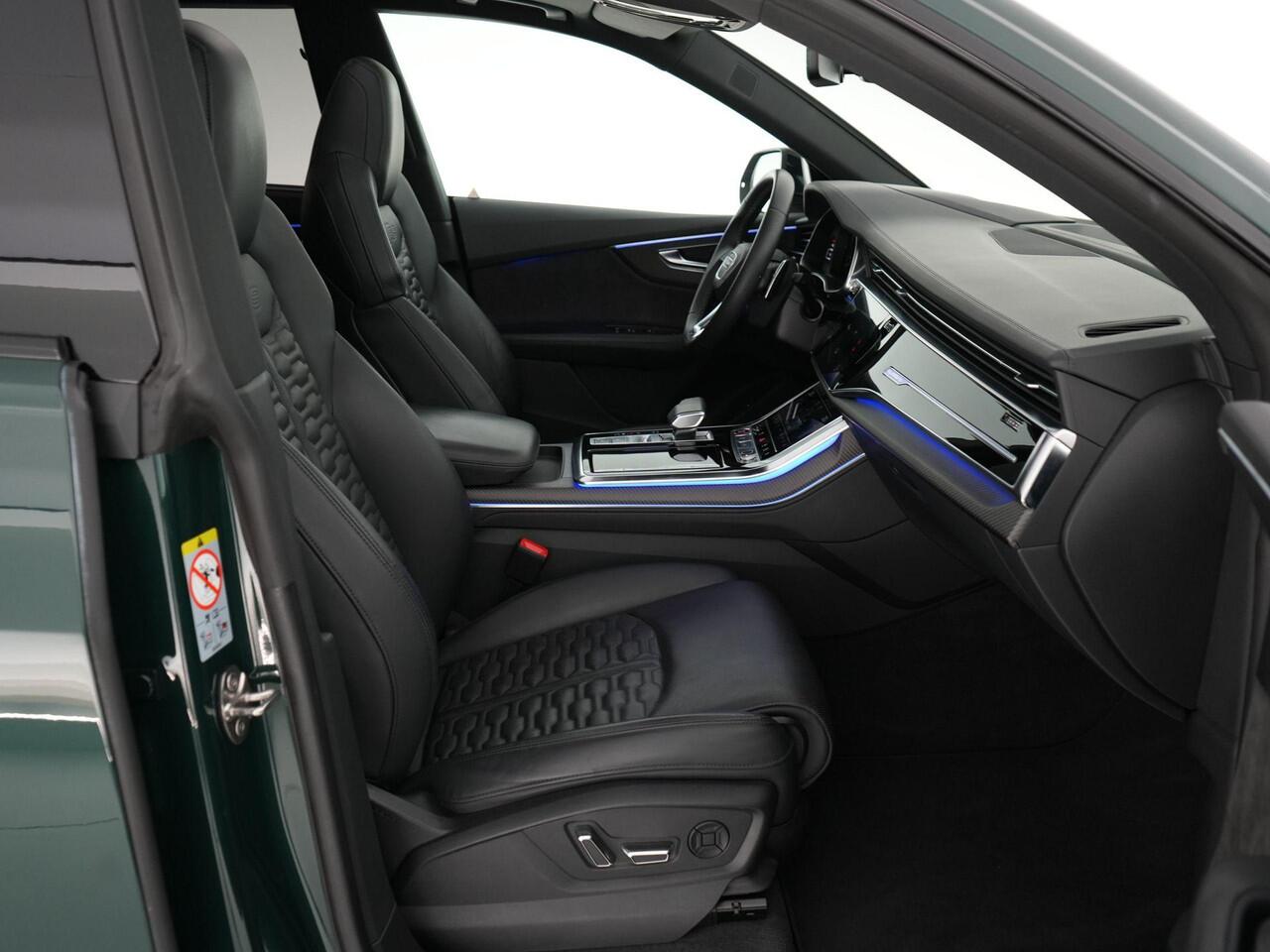 Audi RSQ8 4.0 600pk TFSI quattro |Goodwood Green|org. NL|1e eigenaar|panoramadak|B&O|head up|memory|360 camera|achteras besturing|elek. trekhaak|stoel ventilatie & verwarming|carbon interieur|Apple Carplay|23" lichtmetalen wielen|