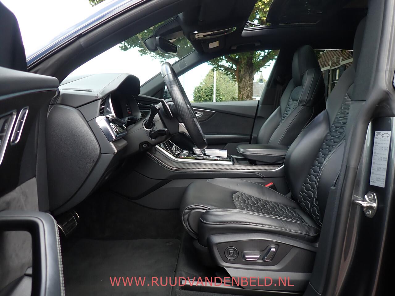 Audi RSQ8 4.0TFSI QUATTRO CARBON/CERAMIC/ACC/MASSAGE/VENTILATIE/B&O/HEADUP