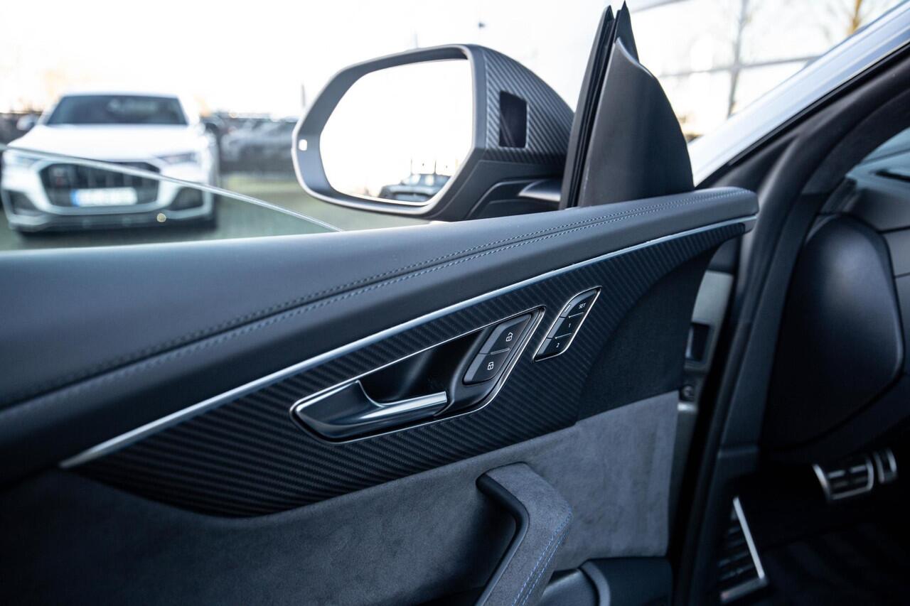 Audi RSQ8 4.0 TFSI Performance 640pk, B&O High-end, Full-options