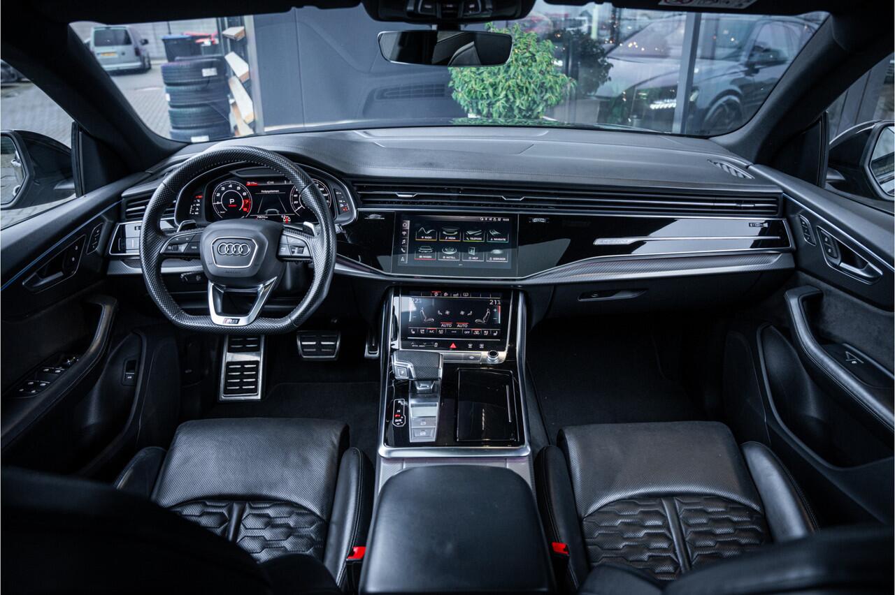 Audi RSQ8 4.0 TFSI quattro - Panorama l Keramisch l Stoelkoeling l 360 Camera | Memory