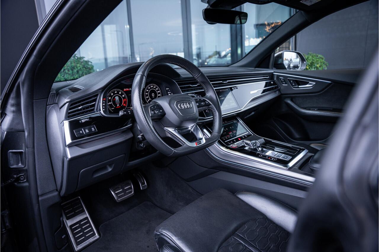 Audi RSQ8 4.0 TFSI quattro - Panorama l Keramisch l Stoelkoeling l 360 Camera | Memory