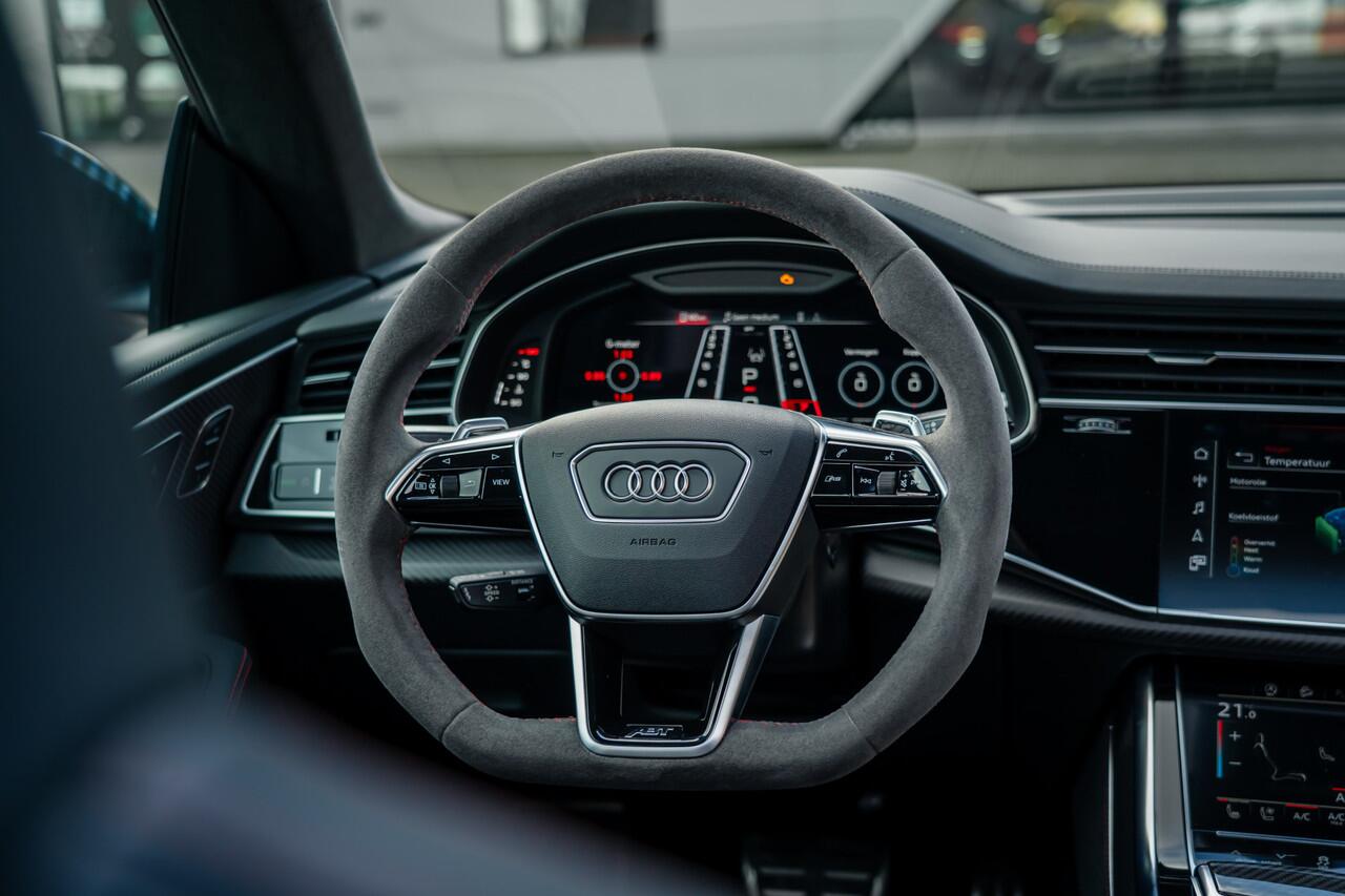 Audi RSQ8 ABT RSQ8-S 700PK | ABT HR23 Glossy Black | Dynamic plus | Carbon exterieur | Designo Mystic blauw (Audi Exclusive) | Keramische remmen | Panorama dak | alcantara hemel | RS Design pakket rood Assistentie pakket plus | Uitgebreid leder pakket | Head-up | M