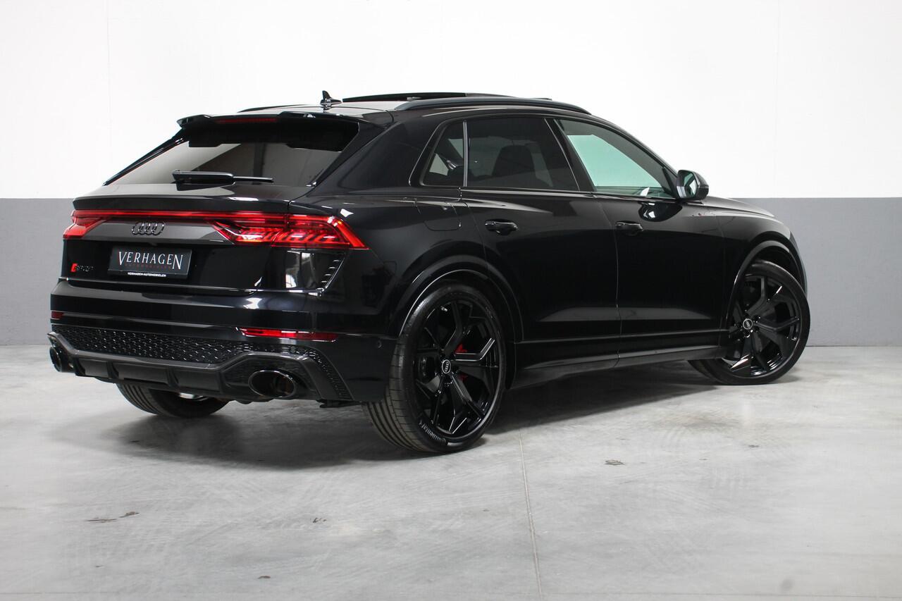Audi RSQ8 4.0 TFSI Quattro 600pk Carbon B&O Keramisch Pano Massage Standkachel