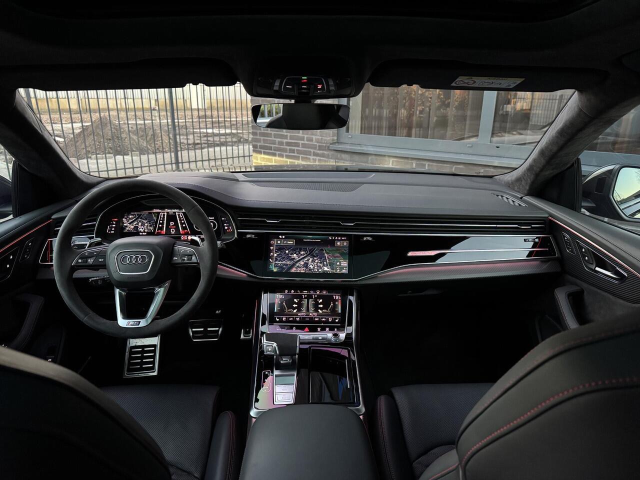 Audi RSQ8 4.0 TFSI RSQ8 quattro Dynamic +|Ceramic|CARBON|Sportuitlaat|City & Tour