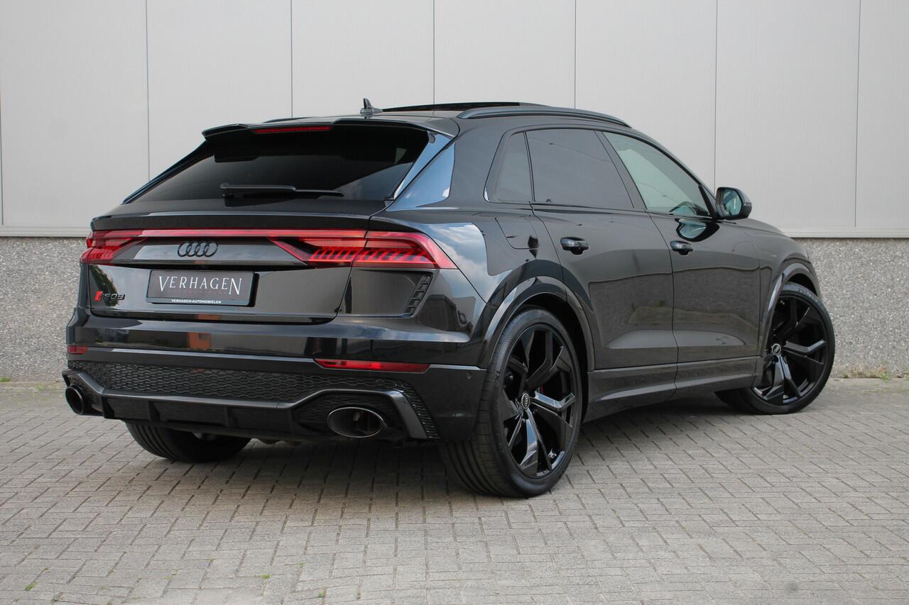 Audi RSQ8 4.0 TFSI Quattro 600pk Carbon B&O Keramisch Pano Massage Standkachel