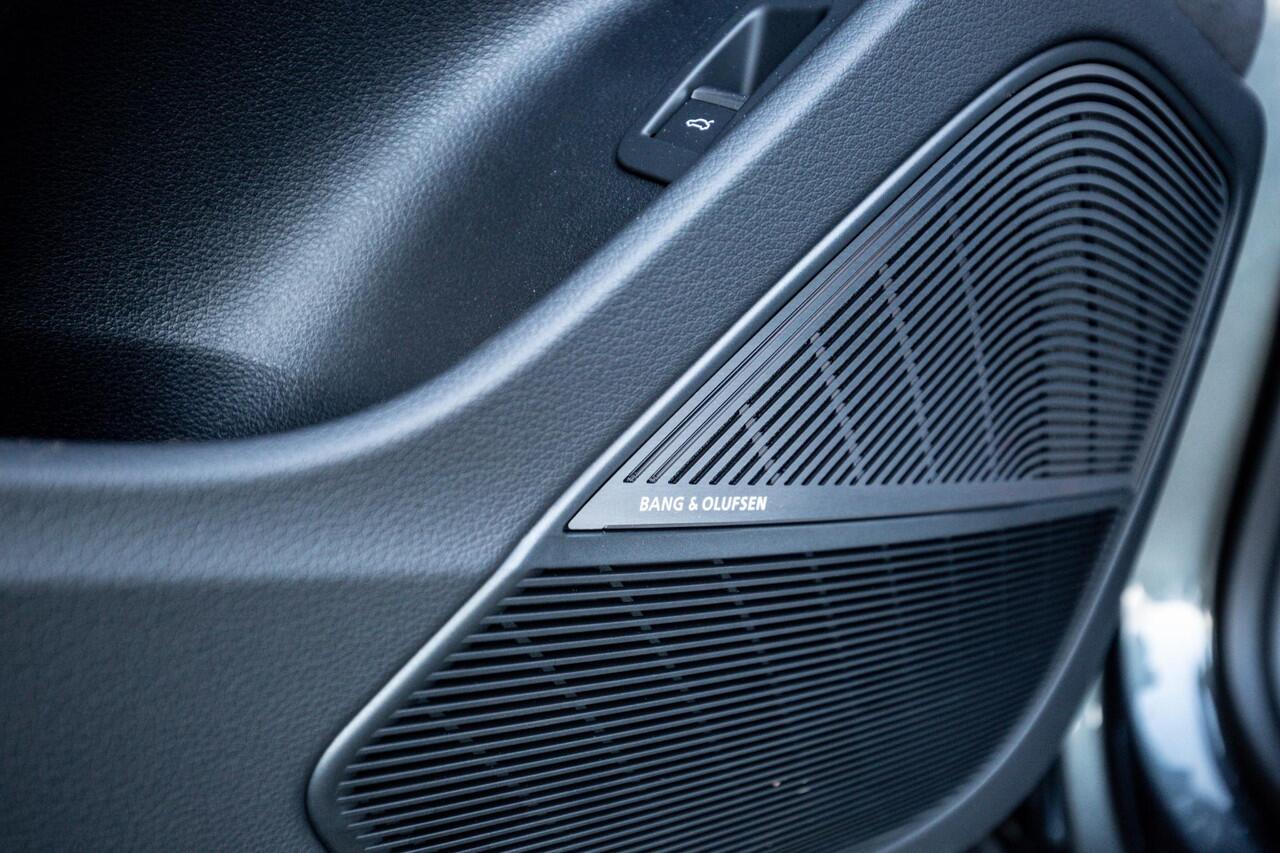 Audi RSQ8 4.0 TFSI Performance 640pk, B&O High-end, Full-options