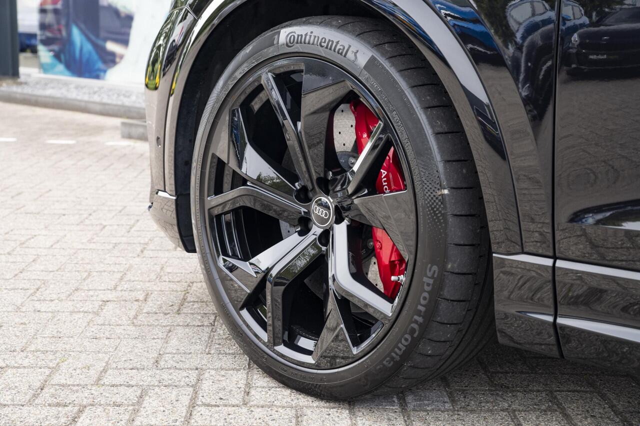 Audi RSQ8 4.0 TFSI quattro / KERAMISCH / B&O ADV. / PANODAK / CARBON