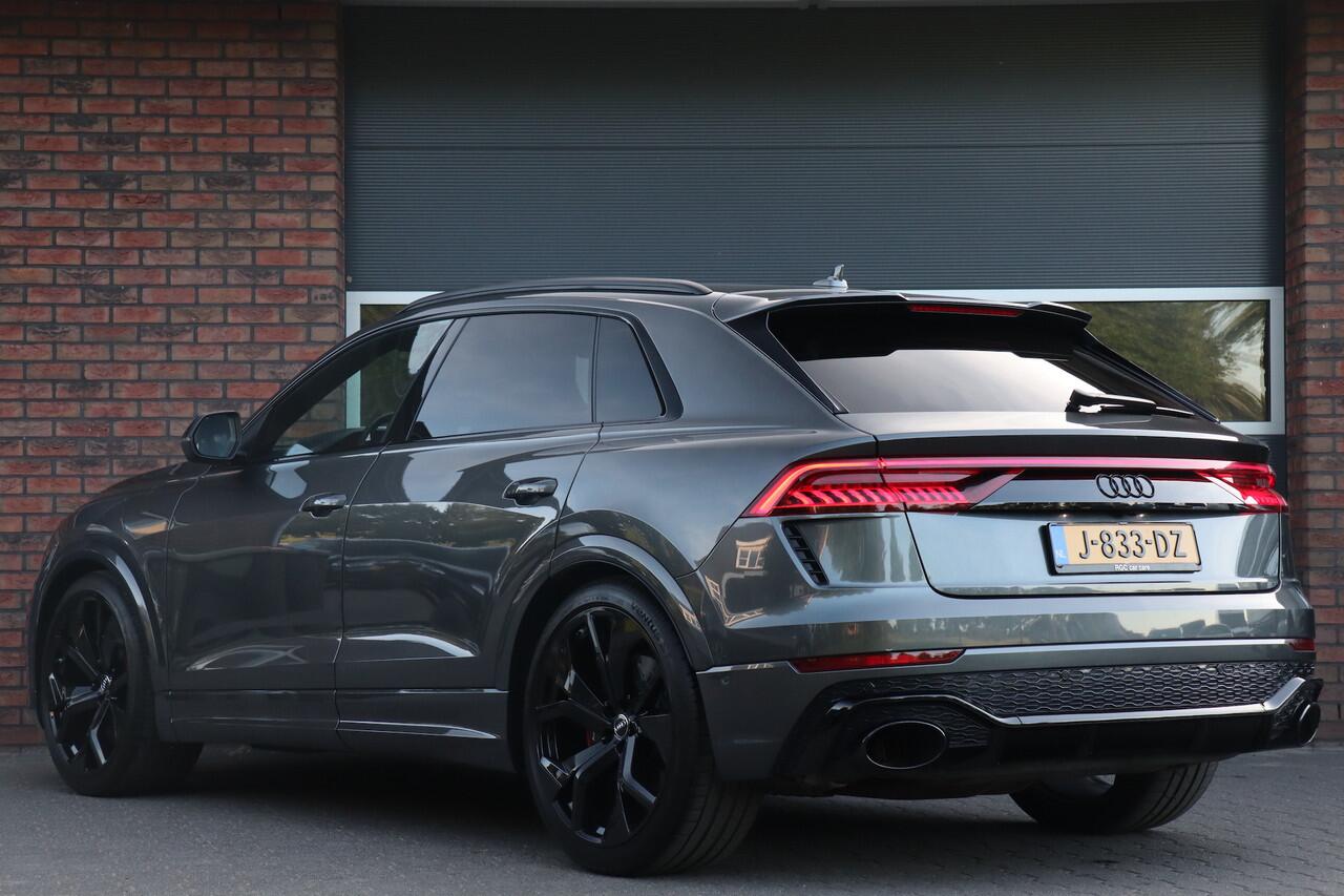 Audi RSQ8 4.0 TFSI quattro, Keramisch, Pano, Dealer onderhouden