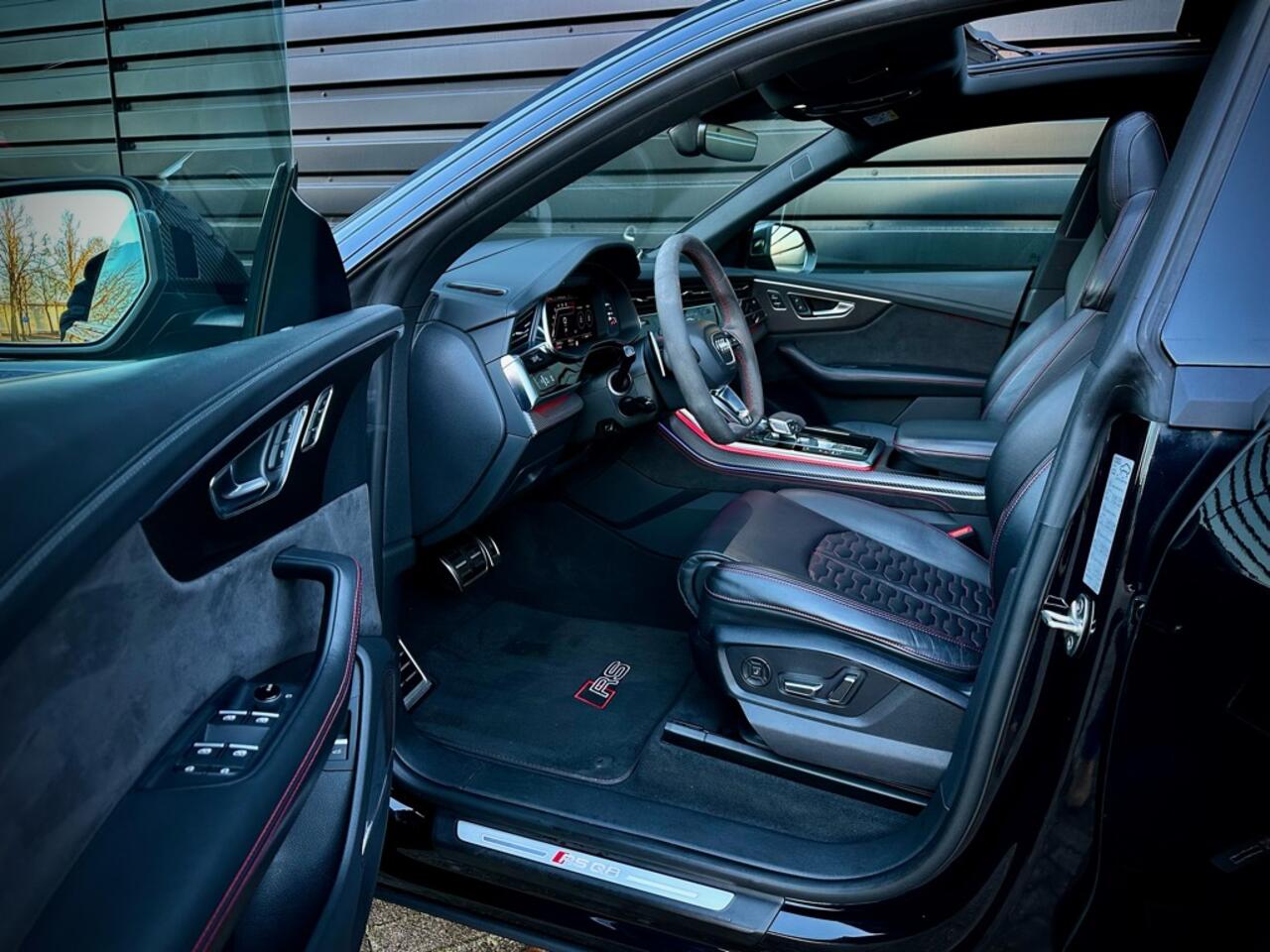 Audi RSQ8 4.0 TFSI DYNAMIC+|CARBON|CERAMIC|B&O VOL!