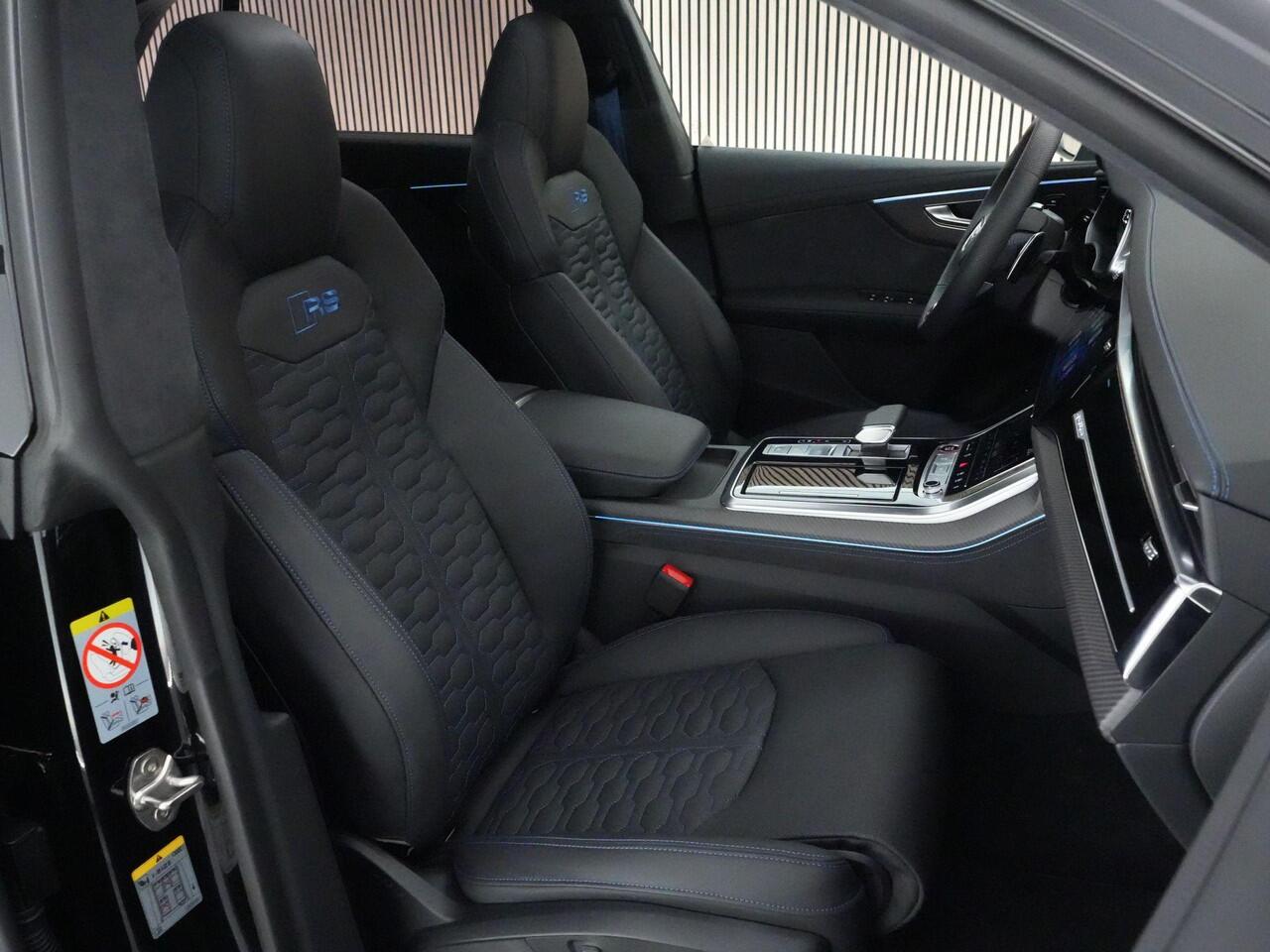 Audi RSQ8 Performance 4.0 640pk TFSI |BTW-auto|B&O advanced|RS-design blauw|pano|massage|soft close|keramisch|HUD|360 camera|matrix LED|carbon interieur|memory|elek. trekhaak|