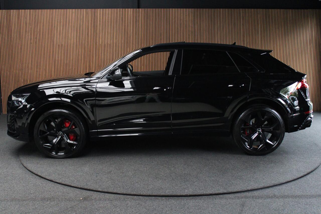Audi RSQ8 4.0 TFSI B&O HUD Carbon ACC Panodak Leder Keyless Climate (4-zone) Elektr. bedienbaar achterklep Keyless Stoelventilatie Stoelverwarming Sportstoelen Plus Matrix LED LM velgen 23 inch BTW auto