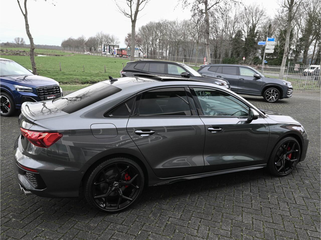 Audi S3 Limousine 2.0TFSI 310PK quattro Pano B&O Matrix RS-Zetels Verw.+ Massage Sfeerverl. VOL!!!