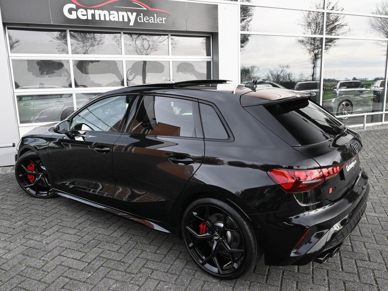 Audi S3 SPORTBACK 2.0TFSI 334pk Quattro Pano HUD M-Led RS-Zetels+Memo Sfeerverl Sonos Keyless VOL!!