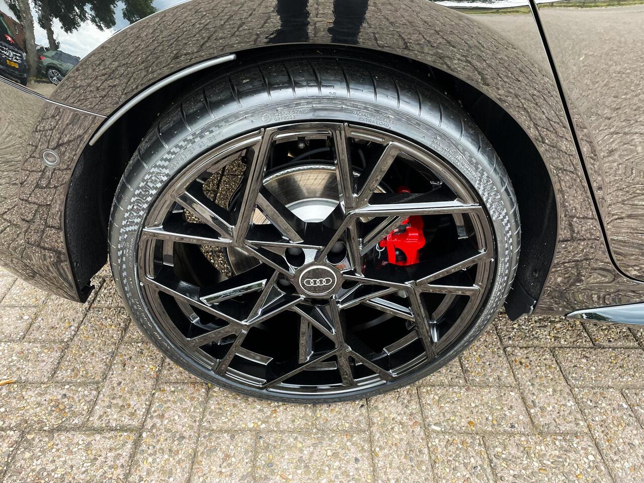 Audi S3 SPORTBACK 2.0 TFSI S3 quattro