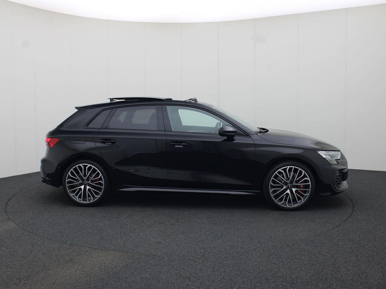 Audi S3 SPORTBACK 2.0 TSFI 333PK S-tronic Quattro · Panoramadak · Head-up · Keyless · Sonos Audio · Camera · Elek. Voorstoel · Garantie t/m 19-06-2029 of 100000km · TOPDEAL