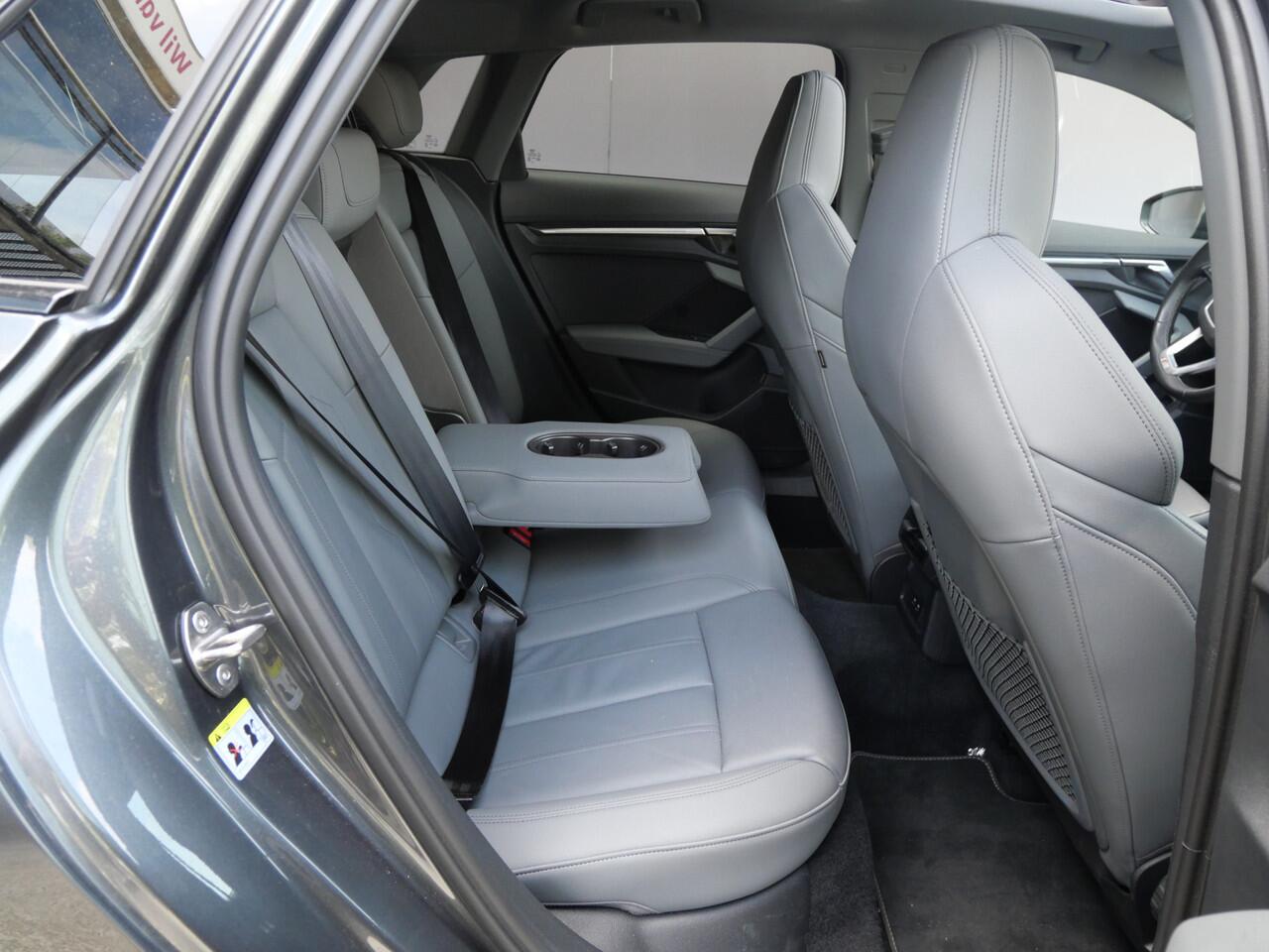 Audi S3 SPORTBACK 2.0 TFSI QUATTRO EDITION 1 | PANORAMA | VIRTUAL | H.U.D. | A.C.C. | KEYLESS | DEALER O-H!!