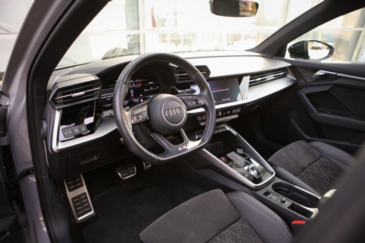 Audi S3 SPORTBACK 2.0 TFSI S3 | Pano | Milltek |
