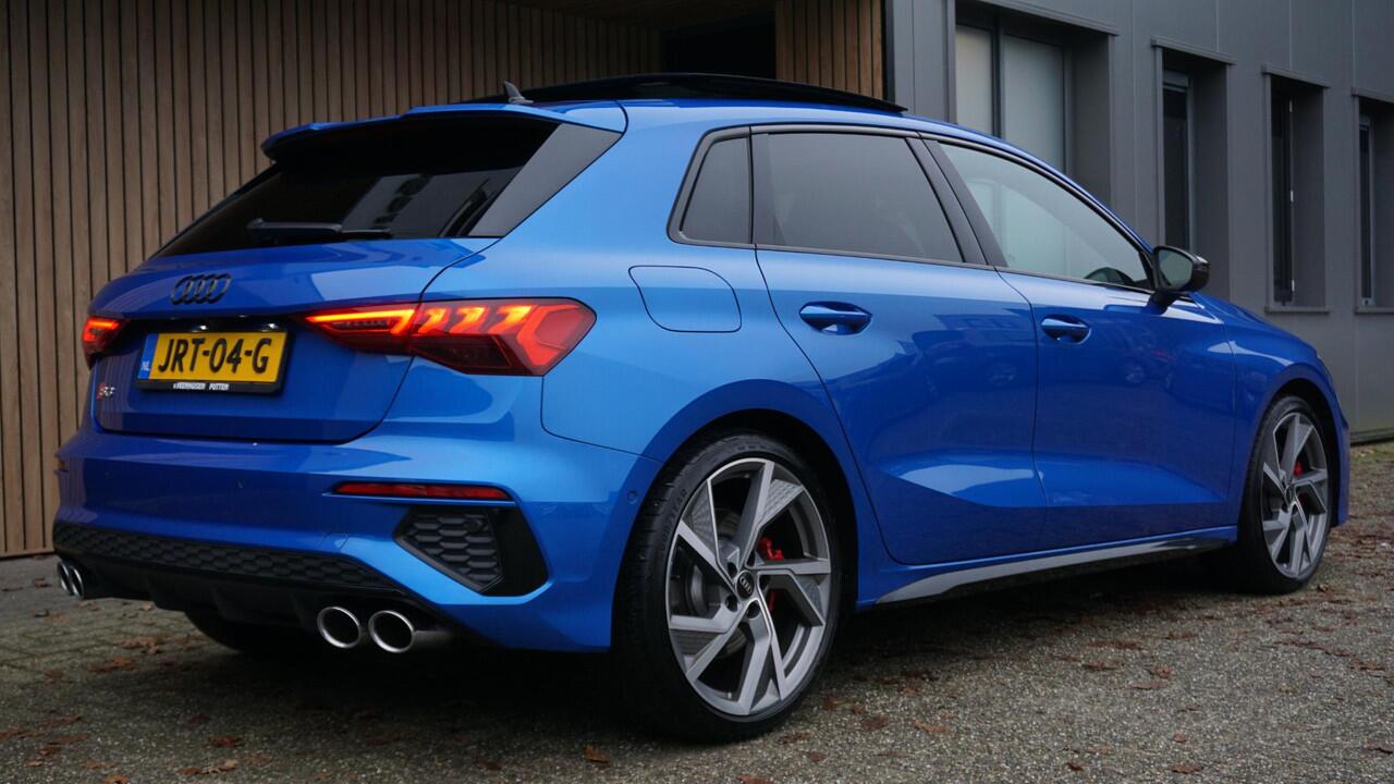 Audi S3 SPORTBACK 2.0 TFSI 310pk Quattro Pano.dak B&O RS-Seat Nappa HUD *Black Optik* 19inch LM Audi Sport *Arablau Pearl * *Unieke S3*