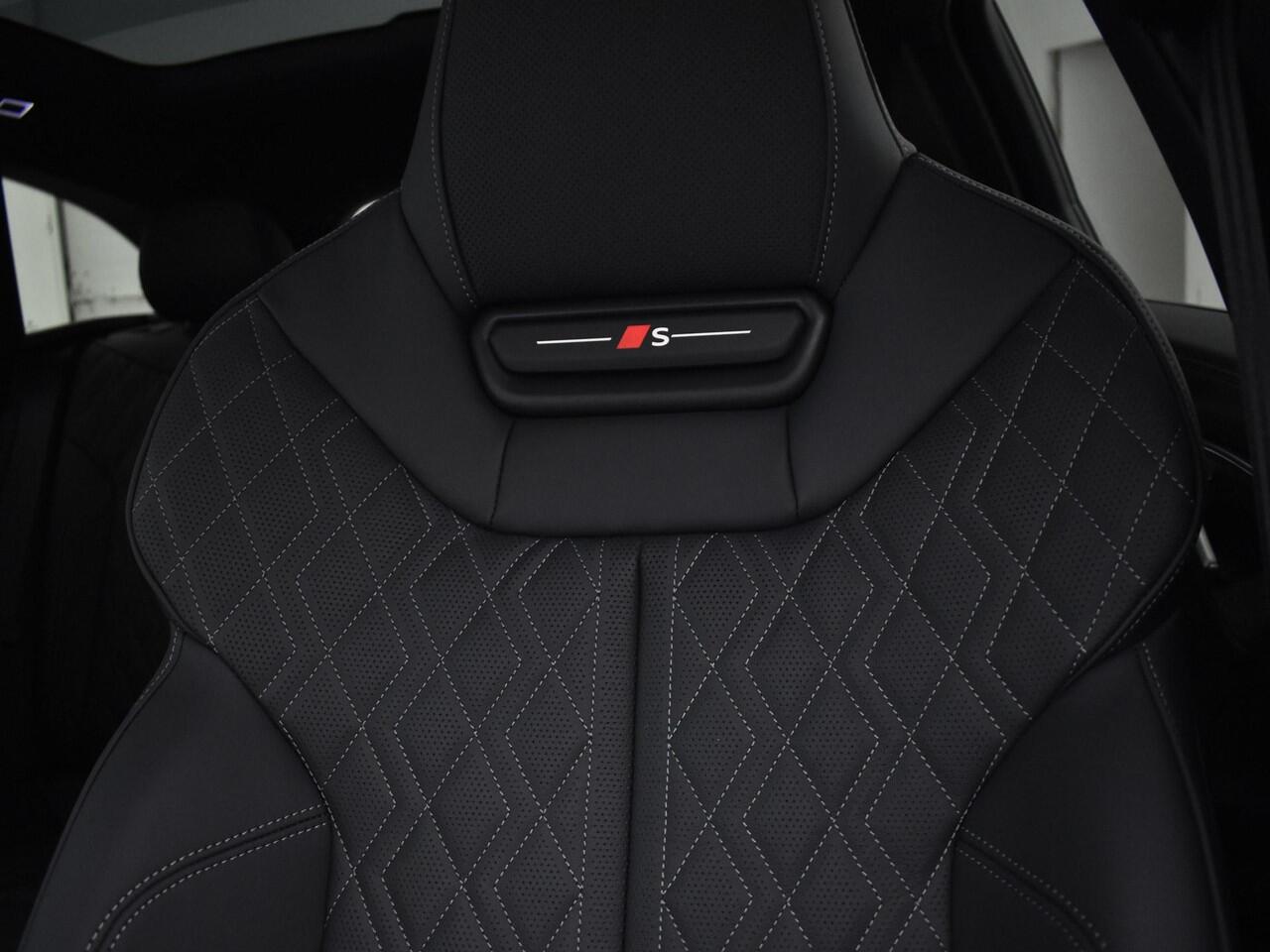 Audi S5 Avant 50 year edition 3.0 TFSI 367 PK · B&O · Lederen Sportstoelen S plus · Trekhaak elek. wegklapbaar · Panorama-glasdak