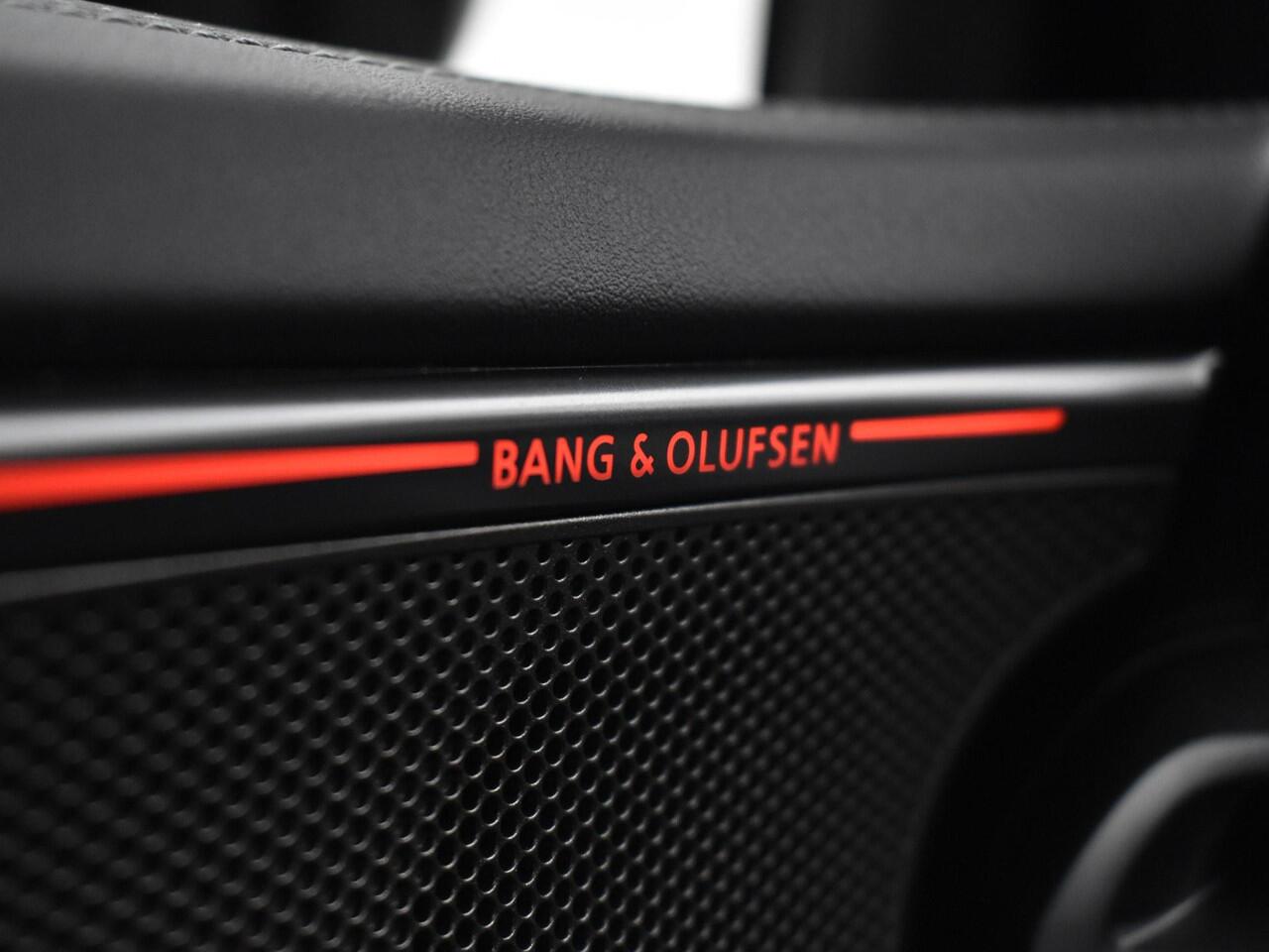 Audi S5 Avant 50 year edition 3.0 TFSI 367 PK · B&O · Lederen Sportstoelen S plus · Trekhaak elek. wegklapbaar · Panorama-glasdak