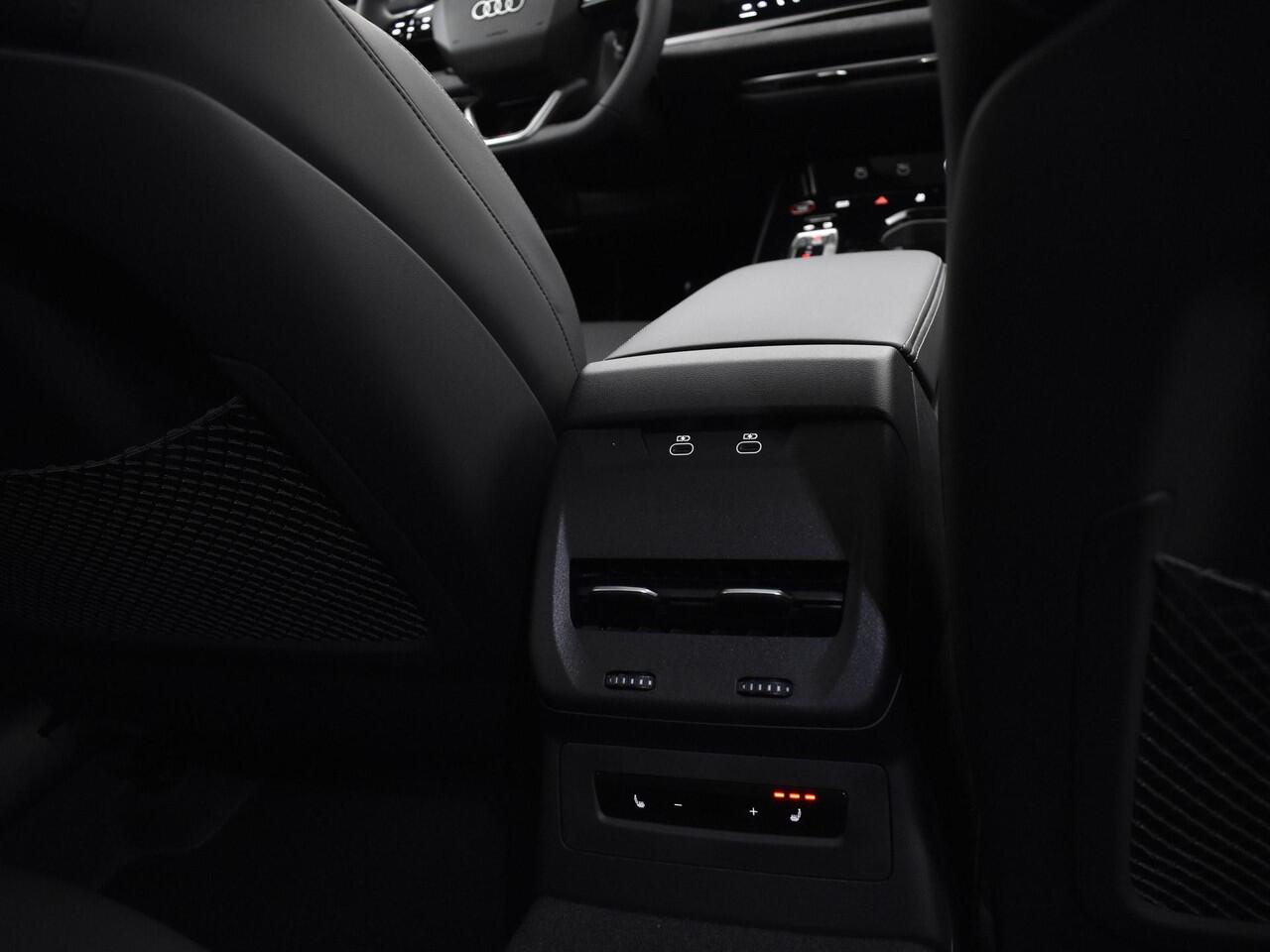 Audi S5 Avant 50 year edition 3.0 TFSI 367 PK · B&O · Lederen Sportstoelen S plus · Trekhaak elek. wegklapbaar · Panorama-glasdak